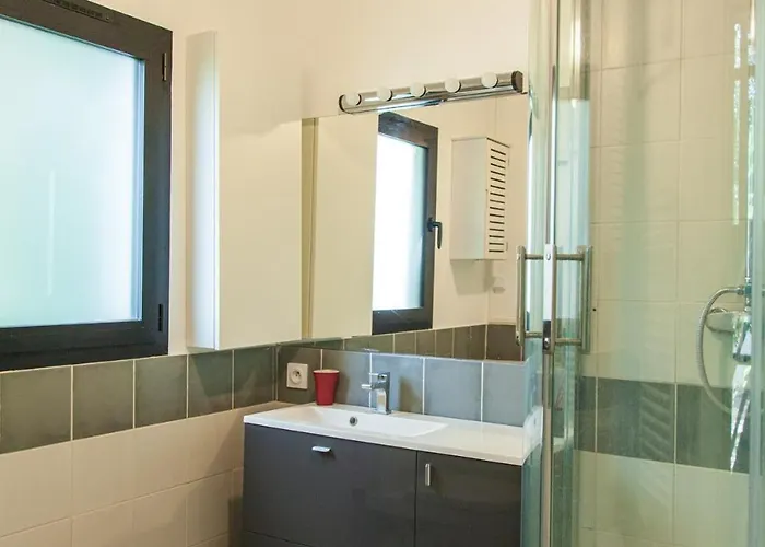 Maison Blanche בית נופש נים